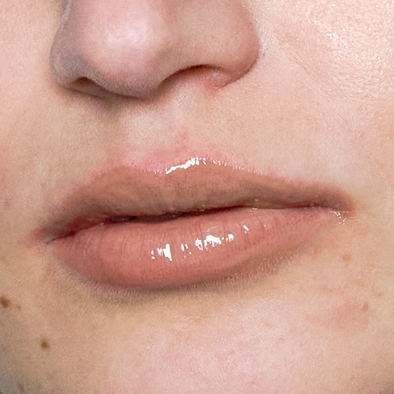 GLAZED LIPS