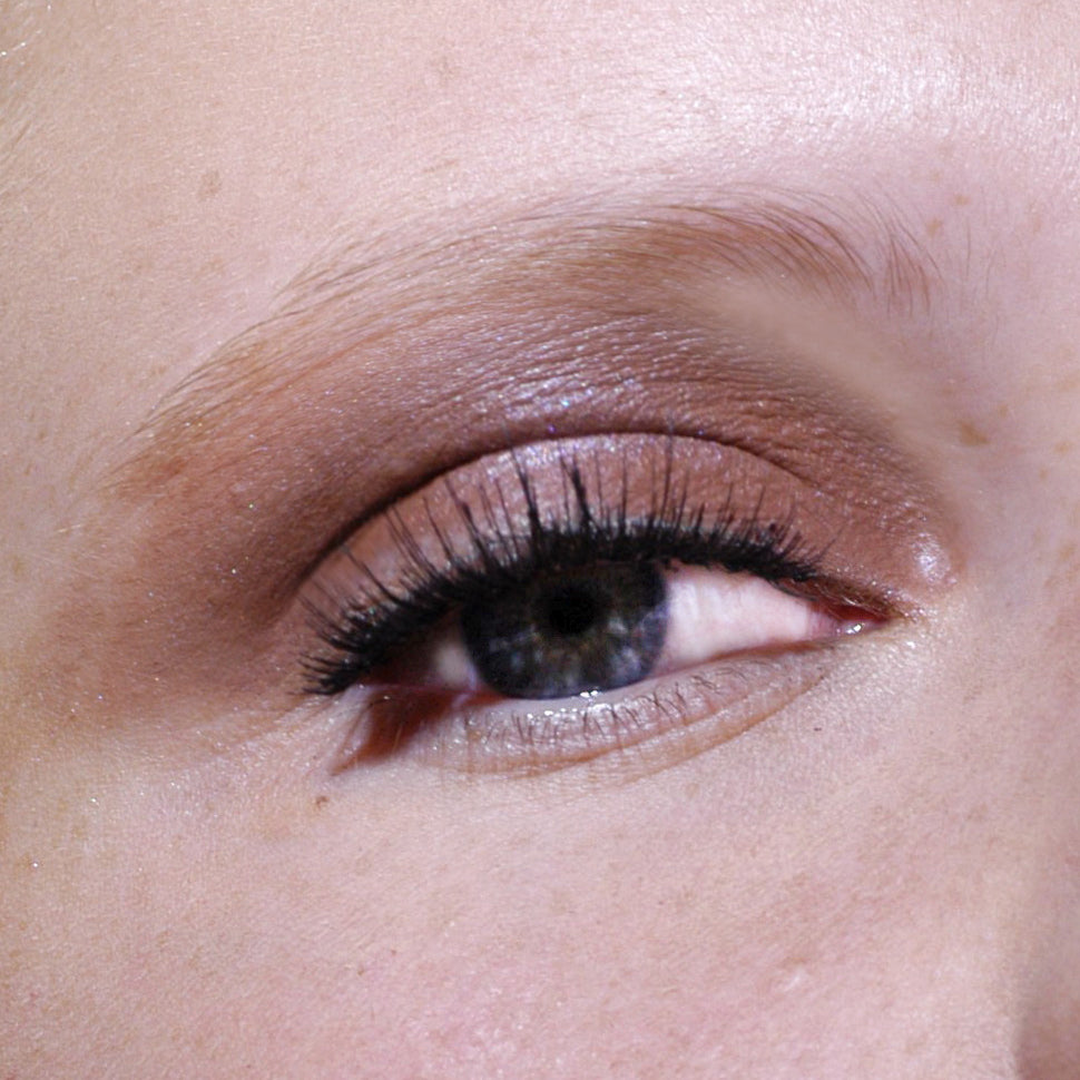 E105 Deep Warm Taupe