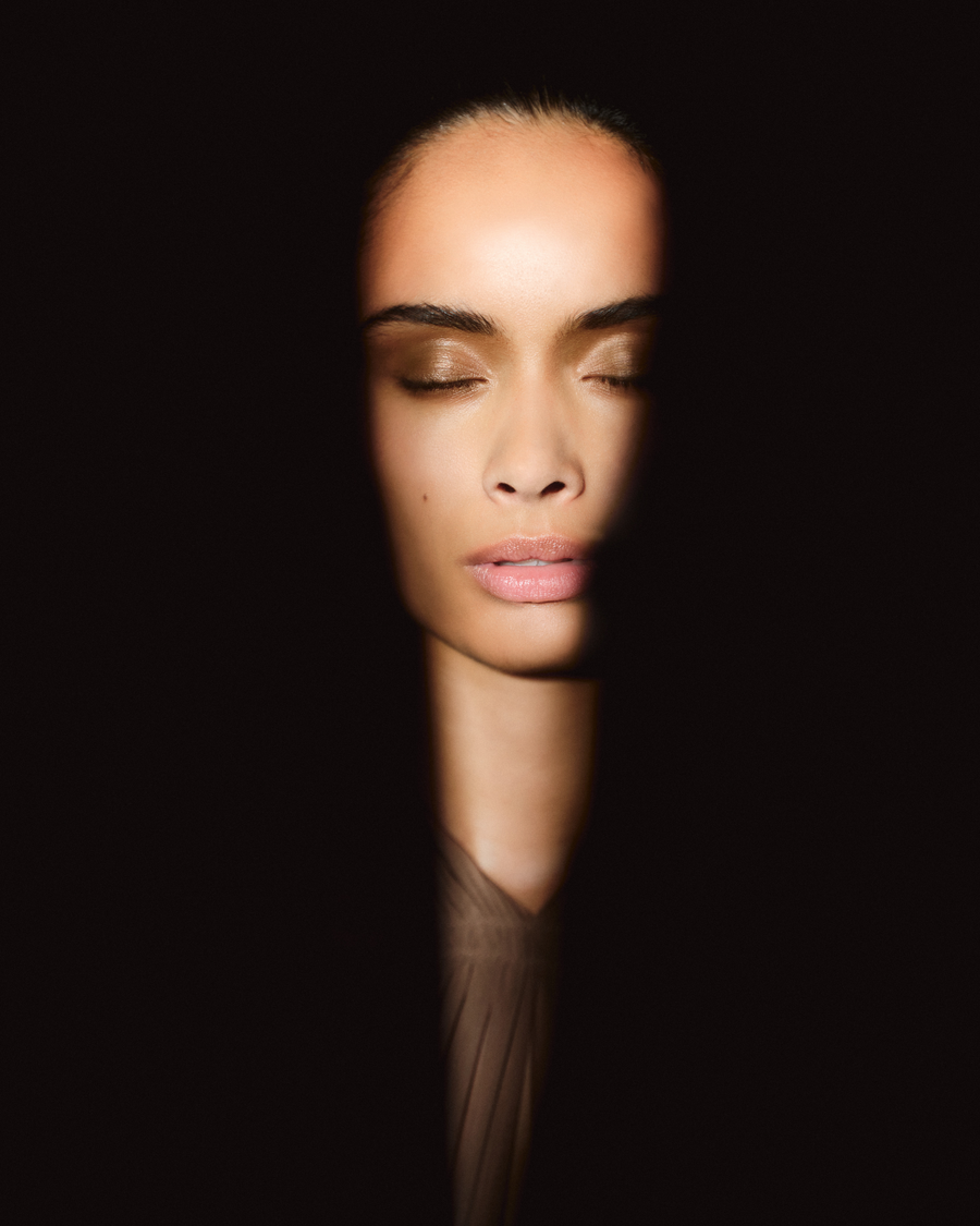 ELLIS FAAS Skin Veil Campaign