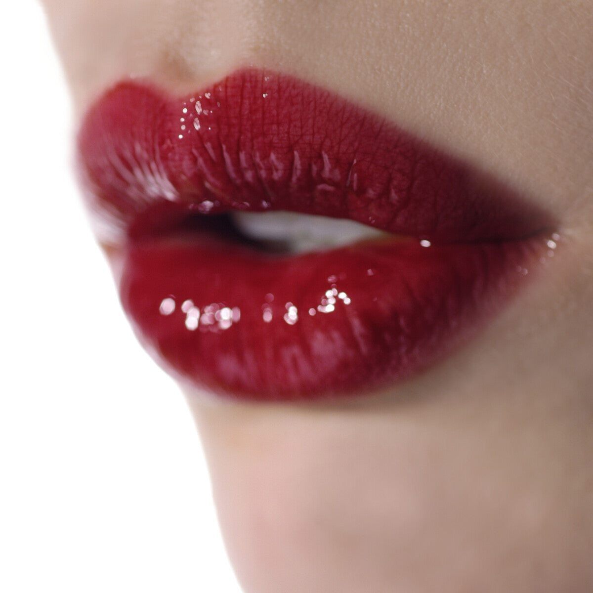 L303 Sheer Berry